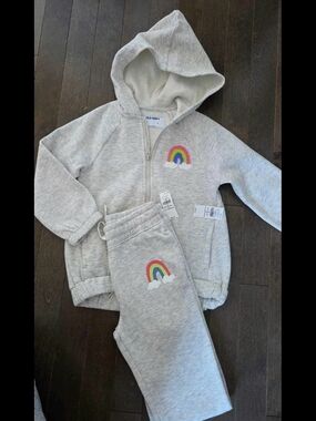 Old Navy Gray Hoodie & Joggers Set with Rainbow Appliques